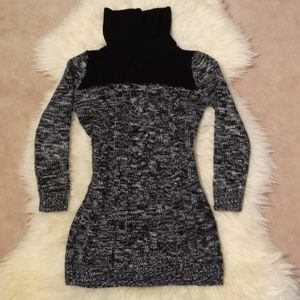 ✨ 3 for 30 ✨Turtleneck Sweater Dress